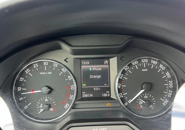 Skoda Octavia cena 46900 przebieg: 259000, rok produkcji 2015 z Krzeszowice małe 704
